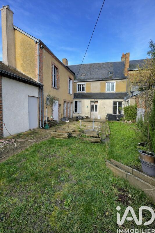 Maison de ville - 229 m² - 5 pièces