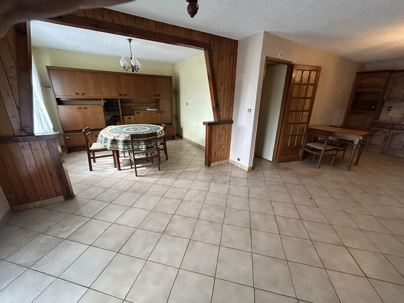 Maison - 87 m² - 5 pièces