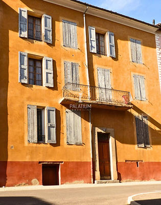 Maison - 146 m² - 7 pièces