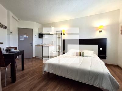 Studio - 19 m² - 1 pièce