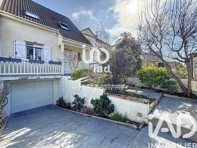 Maison - 76 m² - 4 pièces