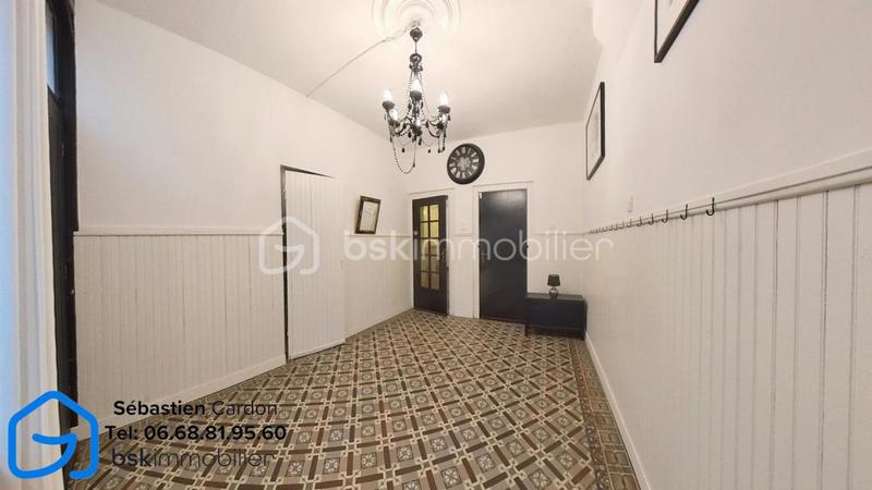 Corps de ferme - 213 m² - 7 pièces