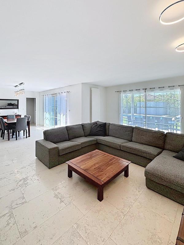 Maison - 138 m² - 5 pièces