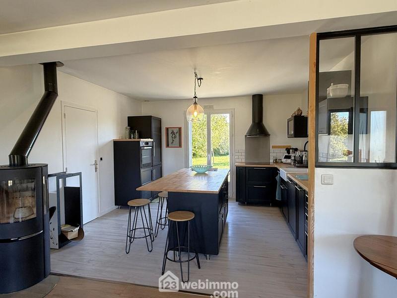 Maison - 207 m² - 6 pièces