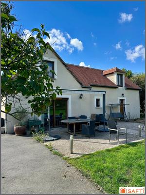 Maison - 228 m² - 7 pièces