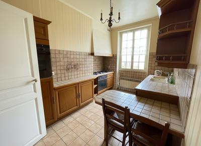 Maison - 203 m² - 8 pièces