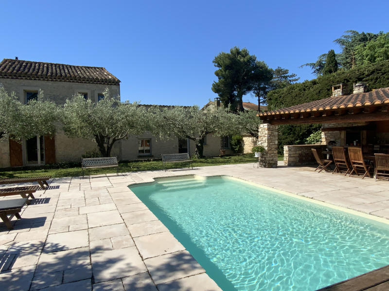 Maison - 200 m² - 6 pièces