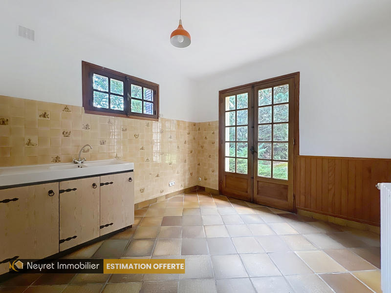 Maison - 170 m² - 7 pièces