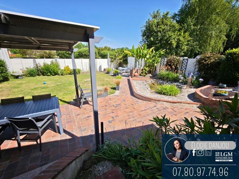 Maison - 170 m² - 5 pièces