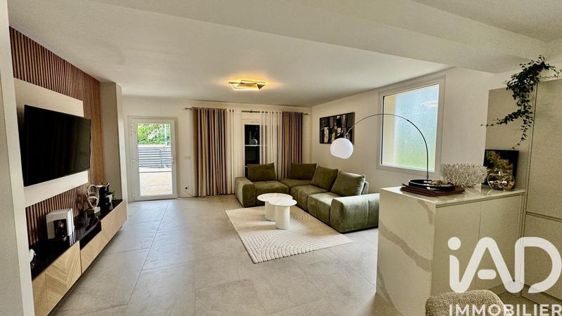 Appartement - 89 m² - 4 pièces