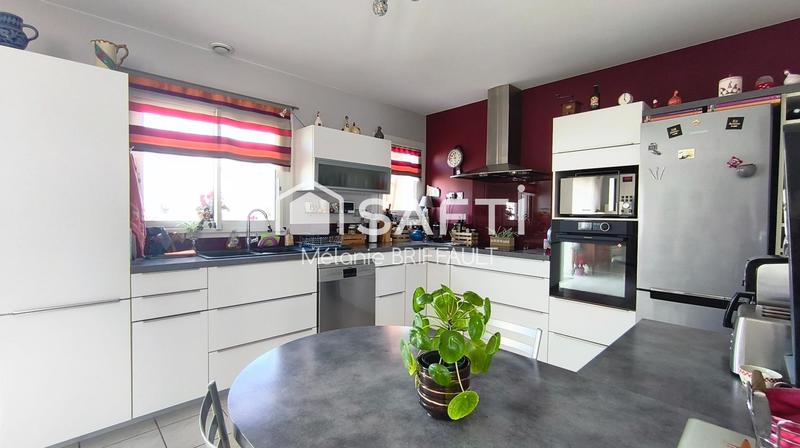 Maison - 123 m² - 4 pièces