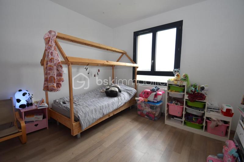 Maison - 92 m² - 5 pièces