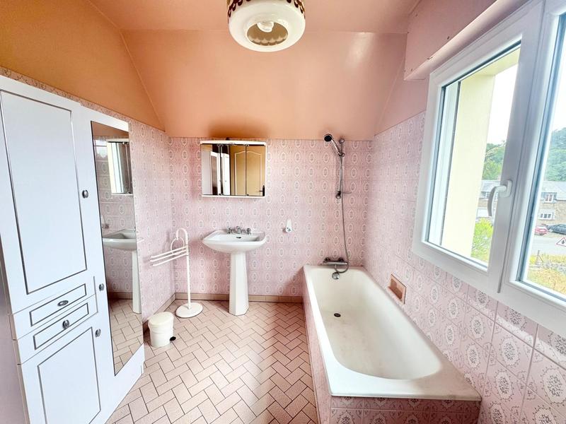 Maison - 125 m² - 7 pièces