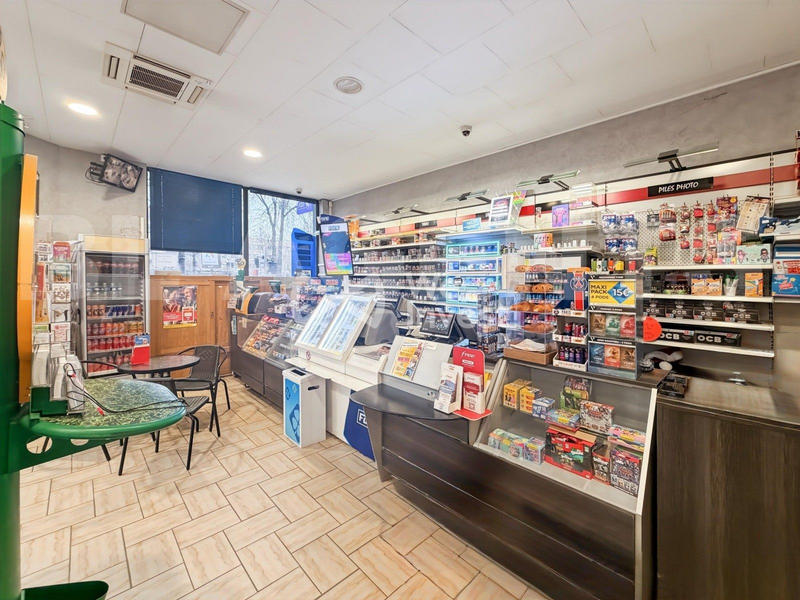 Fonds de commerce - 140 m²