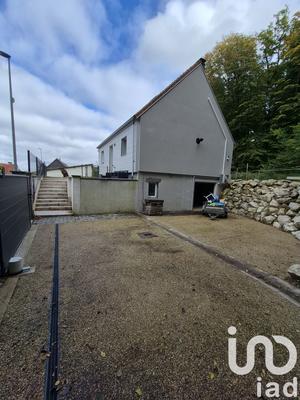 Maison - 98 m² - 4 pièces