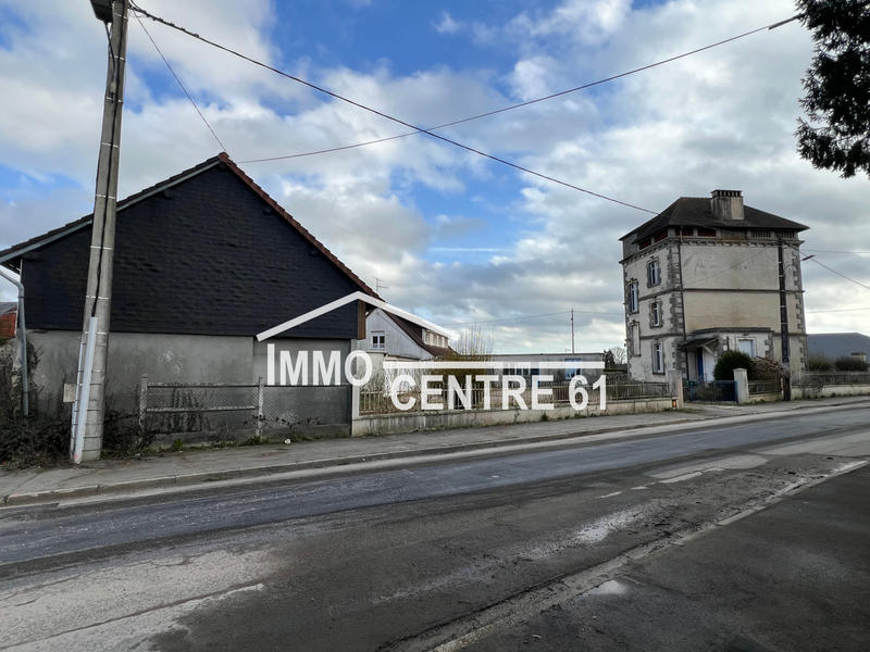 Maison - 200 m² - 9 pièces