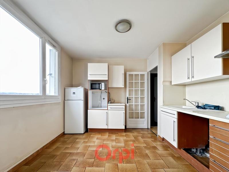 Appartement - 81 m² - 4 pièces