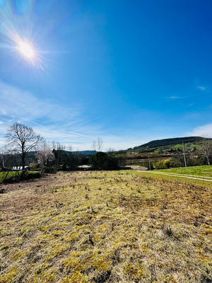 Terrain - 3 050 m²