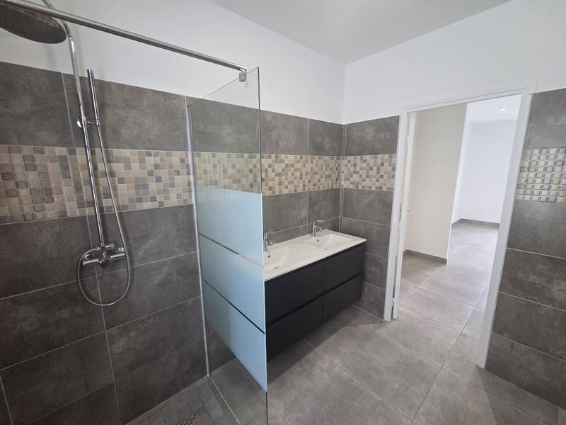 Villa - 100 m² - 4 pièces