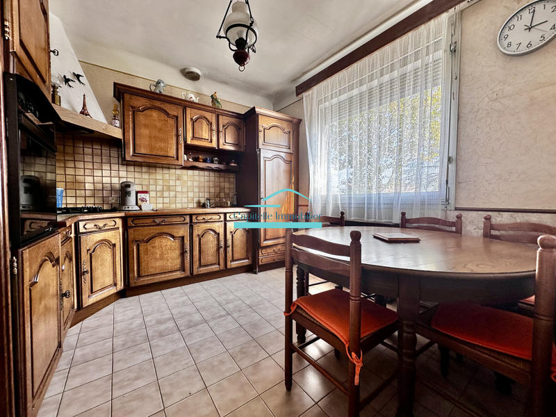 Villa - 161 m² - 6 pièces