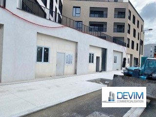 Local commercial - 132 m²