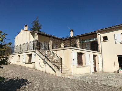 Maison - 190 m² - 10 pièces