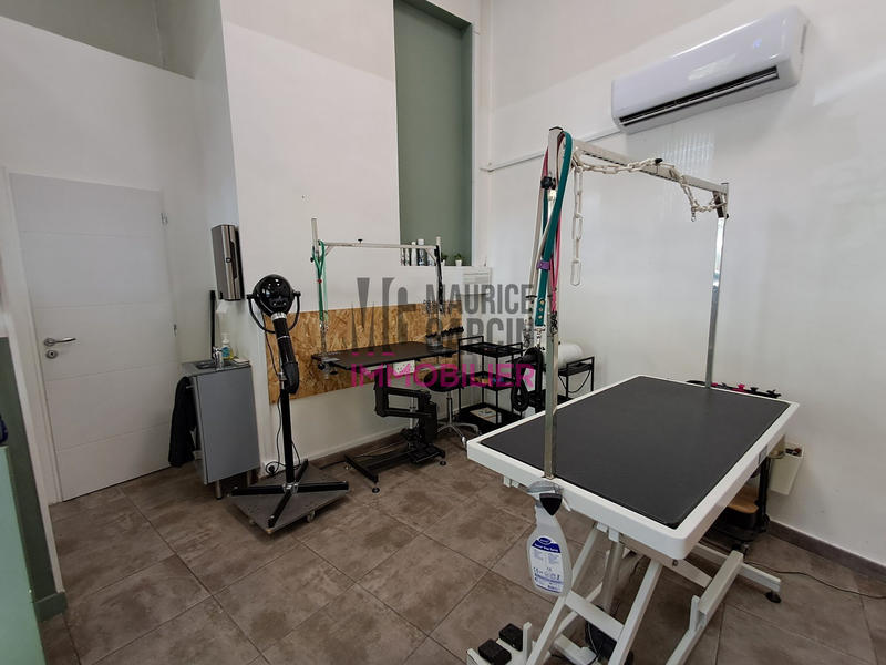 Local commercial - 30 m² - 1 pièce