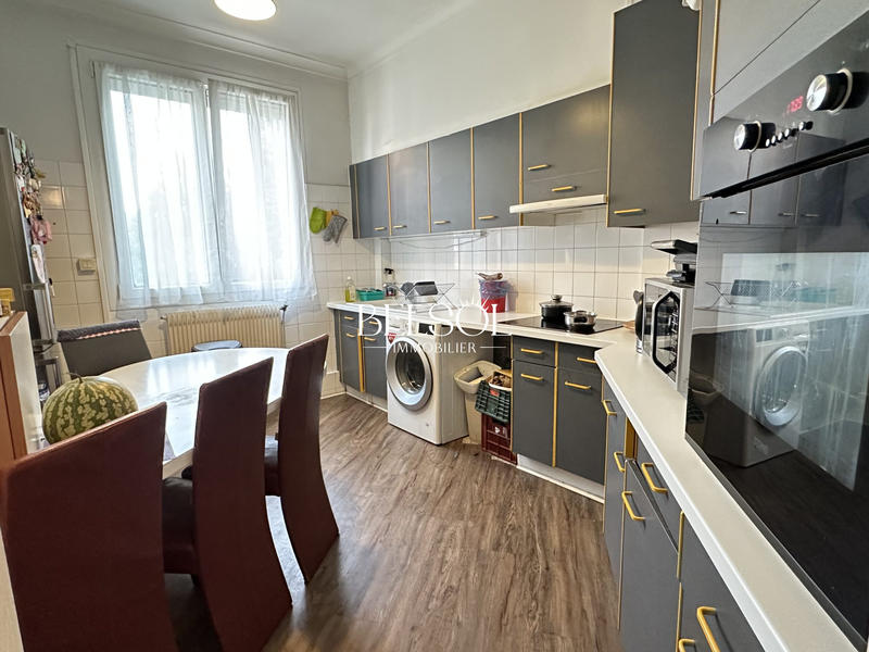 Appartement - 92 m² - 4 pièces