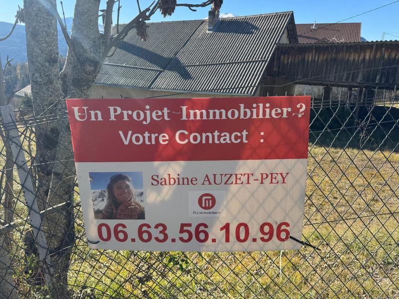 Maison - 250 m² - 6 pièces