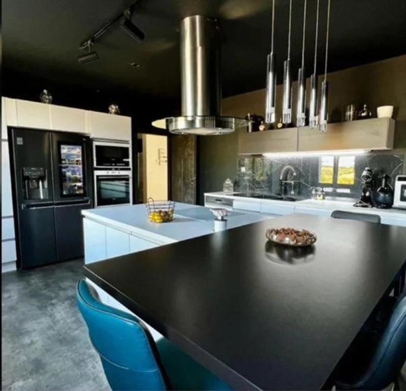 Maison - 130 m² - 4 pièces