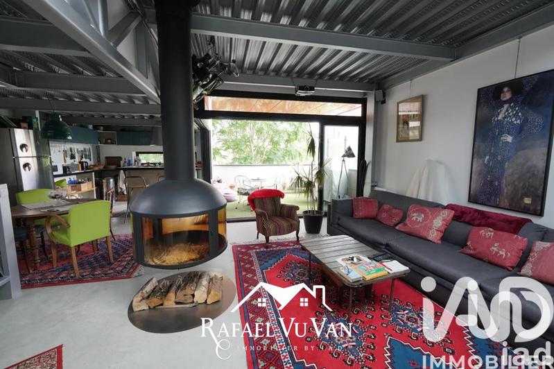 Maison - 215 m² - 7 pièces