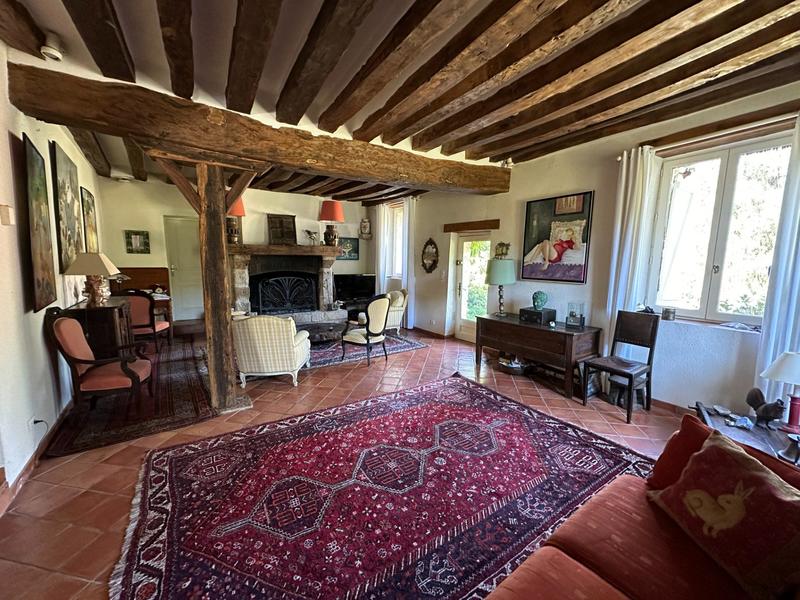 Maison - 320 m² - 10 pièces