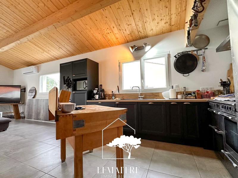 Maison - 105 m² - 4 pièces