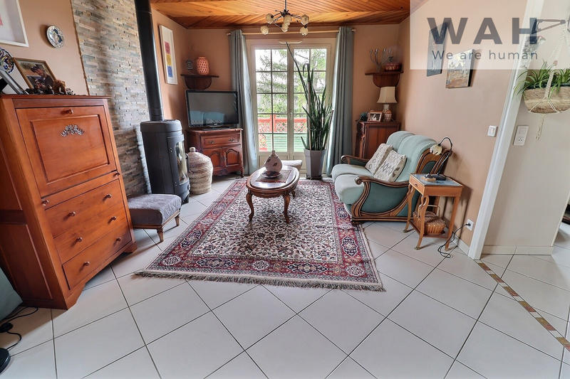 Maison - 135 m² - 6 pièces