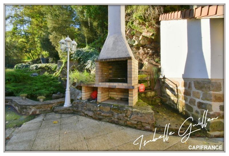 Propriété - 301 m² - 5 pièces