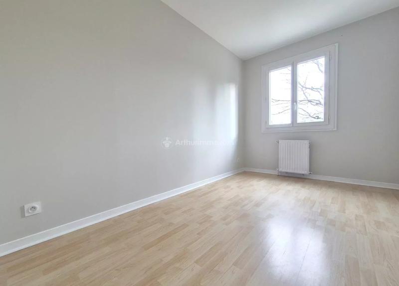 Appartement - 93 m² - 5 pièces