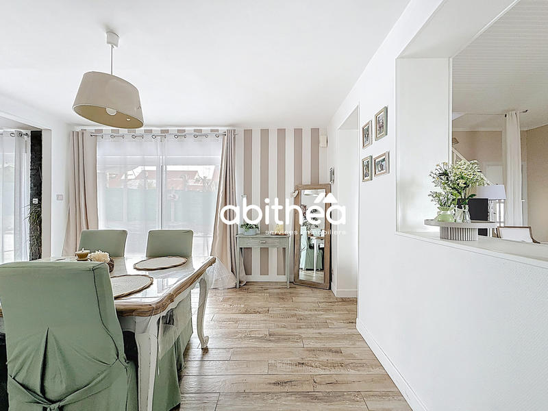 Maison - 165 m² - 7 pièces