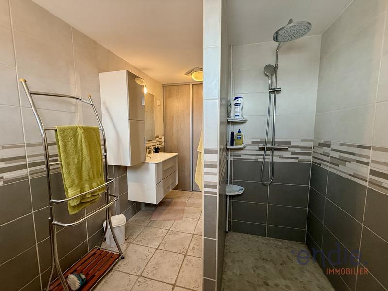 Immeuble de bureaux - 277 m² - 6 pièces