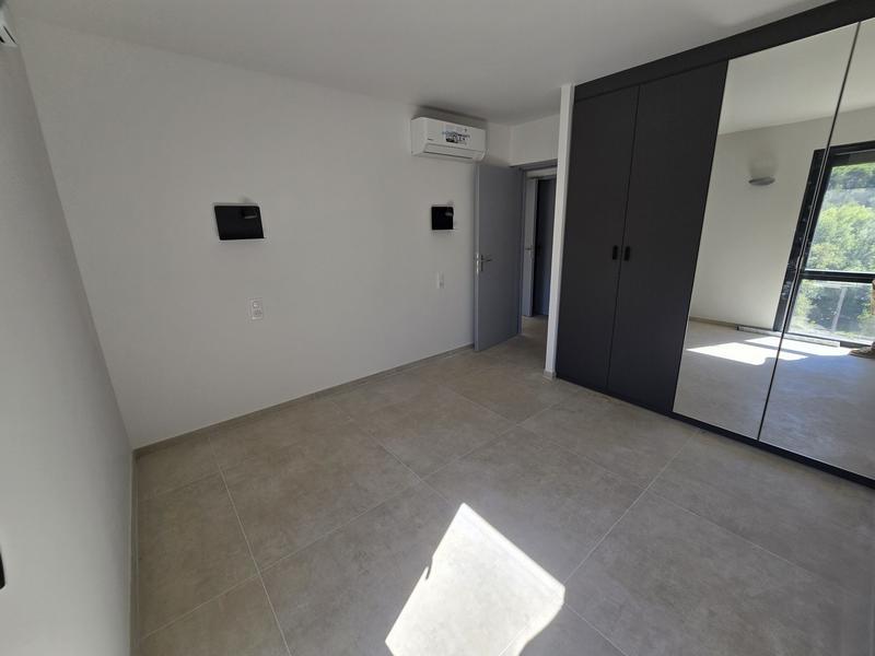 Appartement - 98 m² - 4 pièces