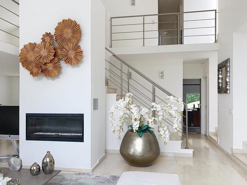 Maison - 260 m² - 7 pièces