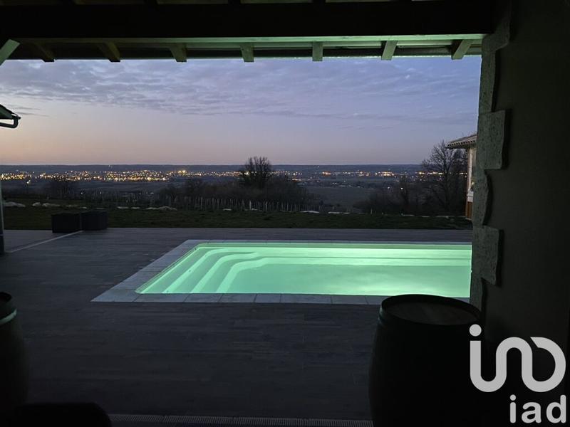 Maison - 139 m² - 5 pièces