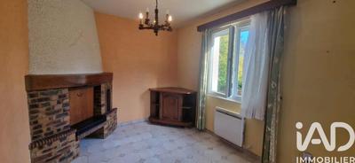 Maison - 94 m² - 5 pièces