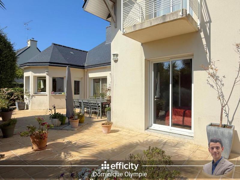 Maison - 155 m² - 8 pièces