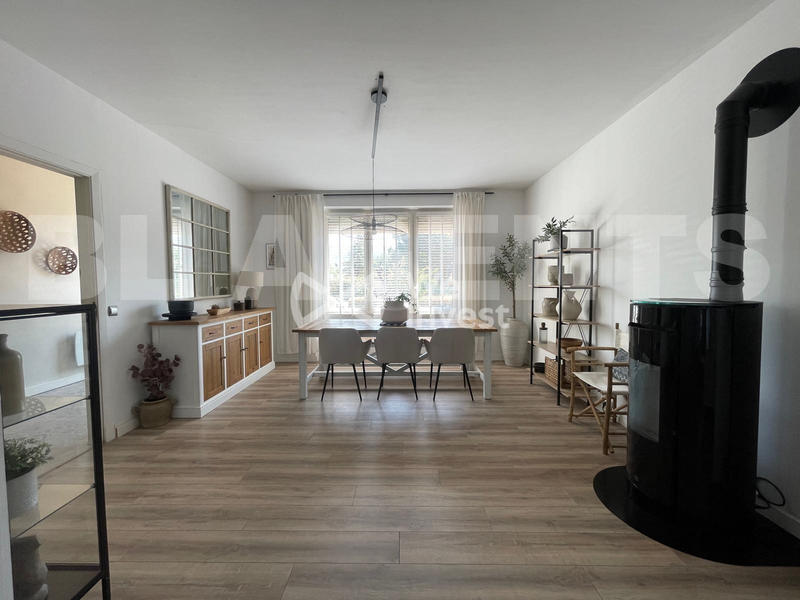 Maison - 166 m² - 7 pièces