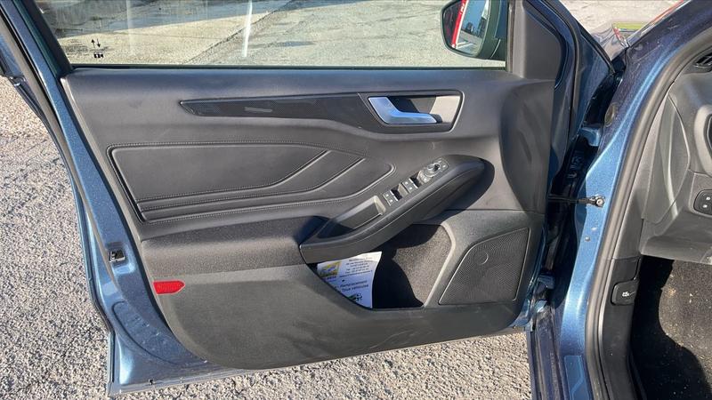 Ford Focus Sw IV 1.0 SCTi EcoBoost Flexifuel mHEV 125 St Line - Première main Toit ouvrant