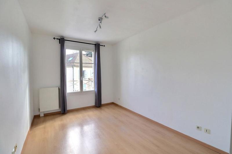 Maison - 101 m² - 5 pièces