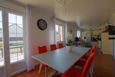 Maison - 103 m² - 5 pièces