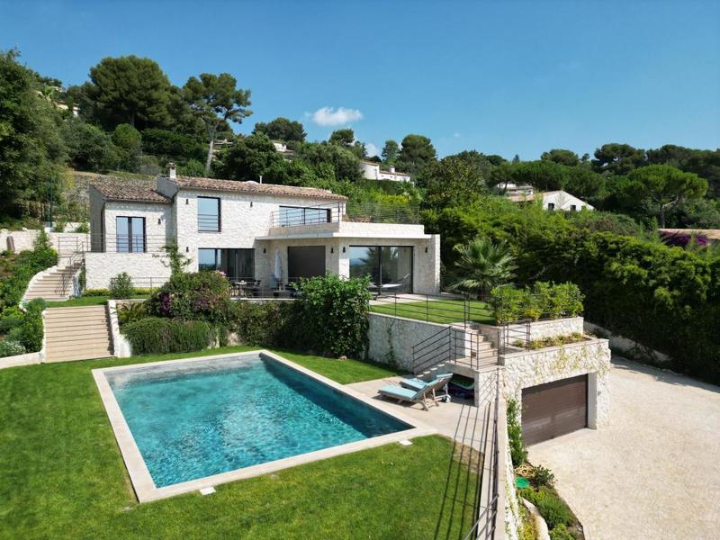 Villa - 260 m² - 7 pièces