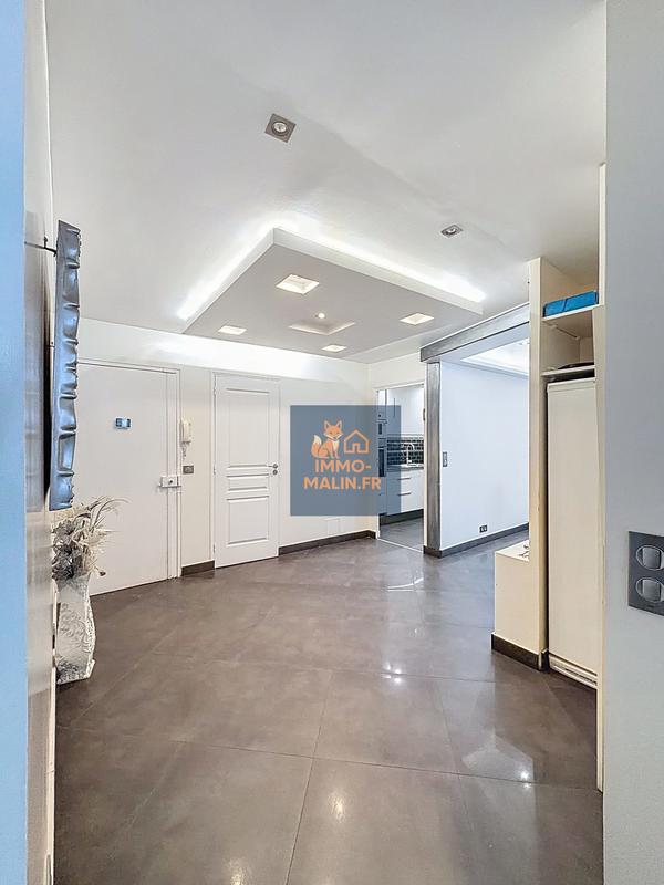 Appartement - 80 m² - 4 pièces