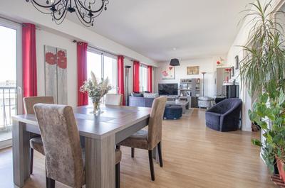 Appartement - 132 m² - 6 pièces